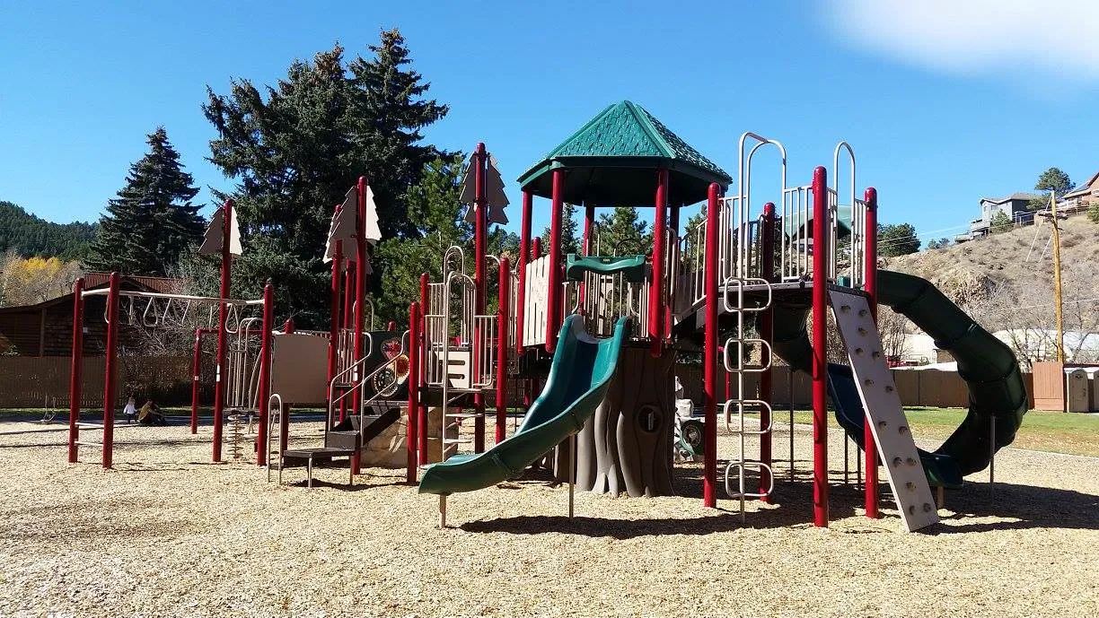 Kittredge Park bring nature design playground elements